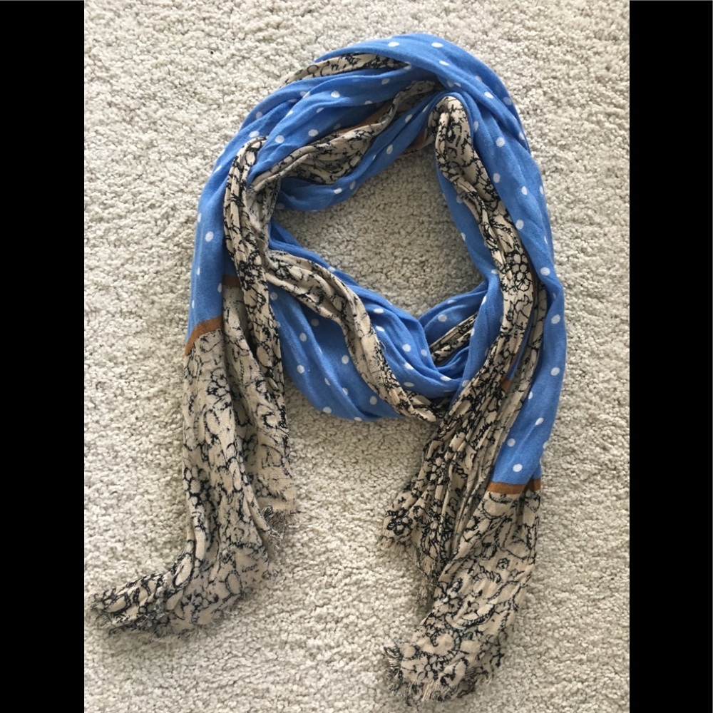 Scarf